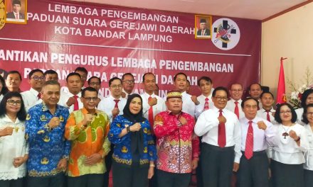Walikota Bandarlampung Menghadiri Dan Lantik Pengurus LPPD Kota Bandar Lampung