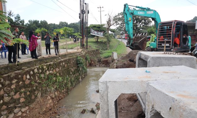 Pemasangan Box Culvert Dipantau Langsung Oleh Walikota Bandar Lampung