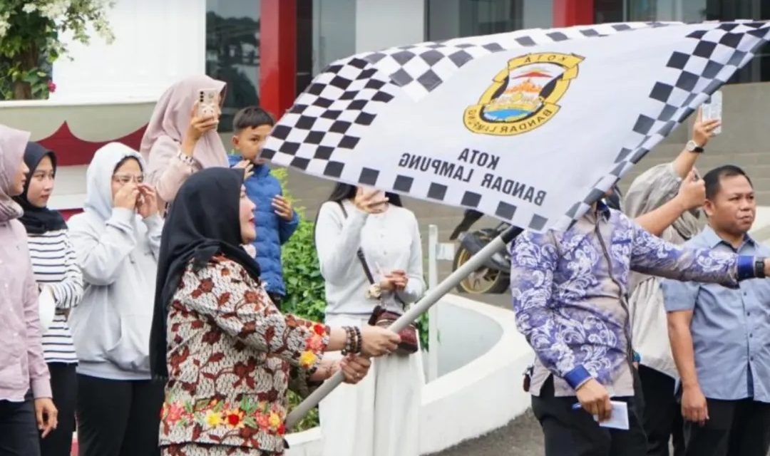 Walikota Bandar Lampung Hj Eva Dwiana Menghadiri Acara Melepas Peserta Wisata Rohani Tahun 2025 oleh Pemerintah Kota Bandar Lampung
