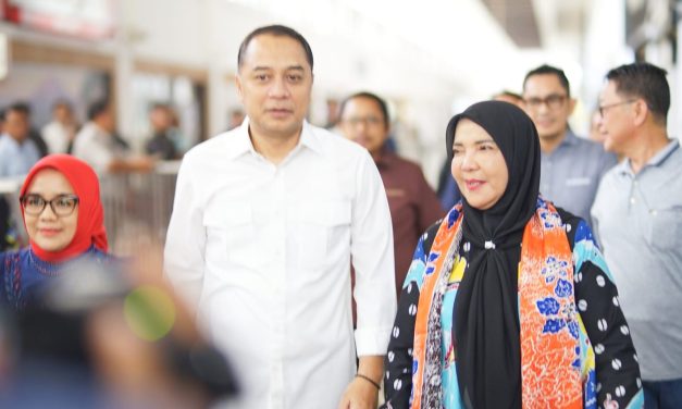 WALIKOTA BANDAR LAMPUNG MENGHADIRI MUNAS VII APEKSI 2025 DI KOTA SURABAYA