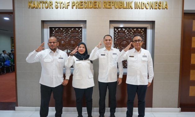 Walikota Bandar Lampung Lakukan Kunjungan Kerja Ke Kantor Kepresidenan RI