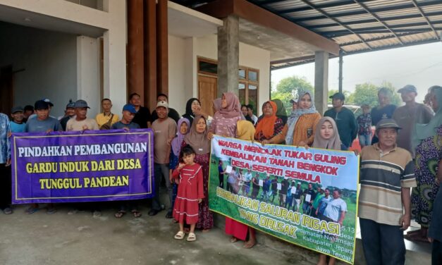 Bupati Tepati Janji Hadir, Warga Pertanyakan Perangkat Desa Justru Menghilang?