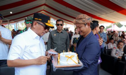 Gubernur Andra Soni Buka Festival Karang Kabua: Jaga Warisan Budaya di Pesisir Selatan Banten