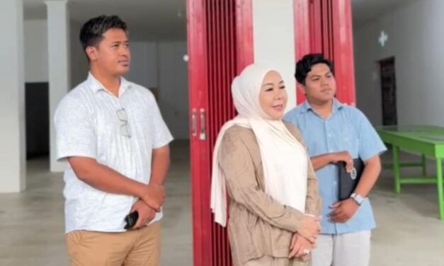 Dukung Penuh Program Makan Bergizi Prabowo, Rahmawati Gerindra Tinjau Dapur di Sekatak Buji