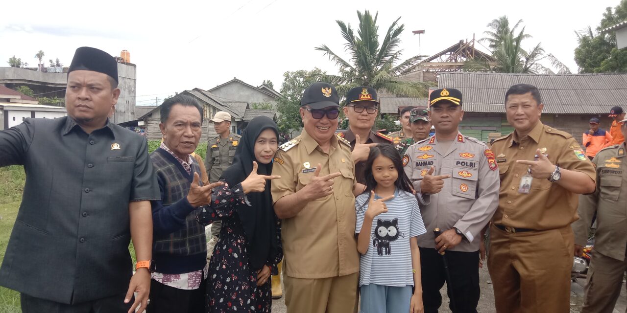 Tanggul Jebol Pasar Madang: Aparat, Pemda, dan Warga Bergerak Cepat, Upaya Penanganan Darurat Dimulai