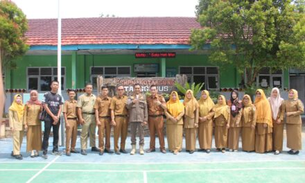 Pastikan Mutu Pendidikan dan Disiplin Tenaga Pendidik, Wabup Tanggamus Sidak SMPN 1 Kotaagung