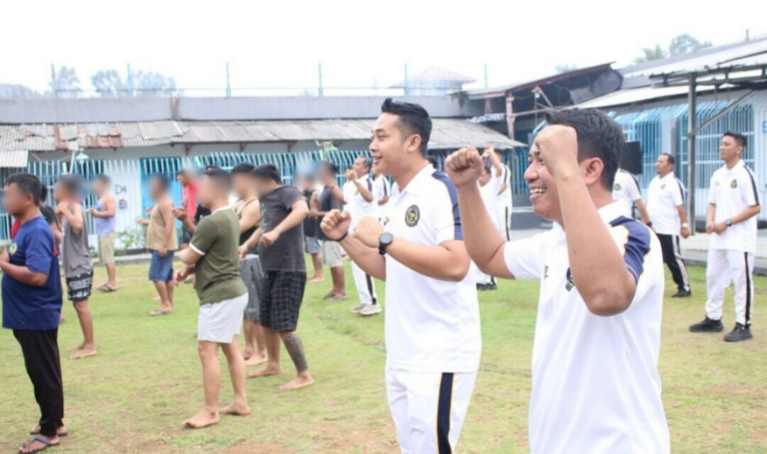 Sehat, Bugar, dan Bahagia: Lapas Kotaagung Semarakkan Akhir Pekan dengan Senam Bersama