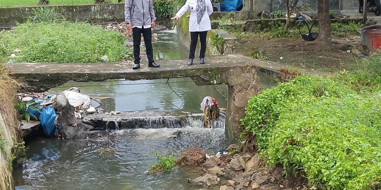 Talud Kali Begho Terancam Ambruk, Lurah Pasar Madang Turun Langsung Pastikan Penanganan Darurat