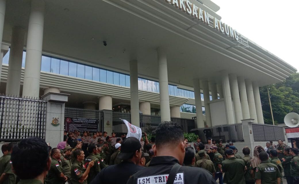 Gedung Bapenda, DLH, hingga PT Migas Digeledah Kejagung, Mandor Baya LSM Tri Nusa: “Hasil Pengawalan dan Laporan KKN Kami!”